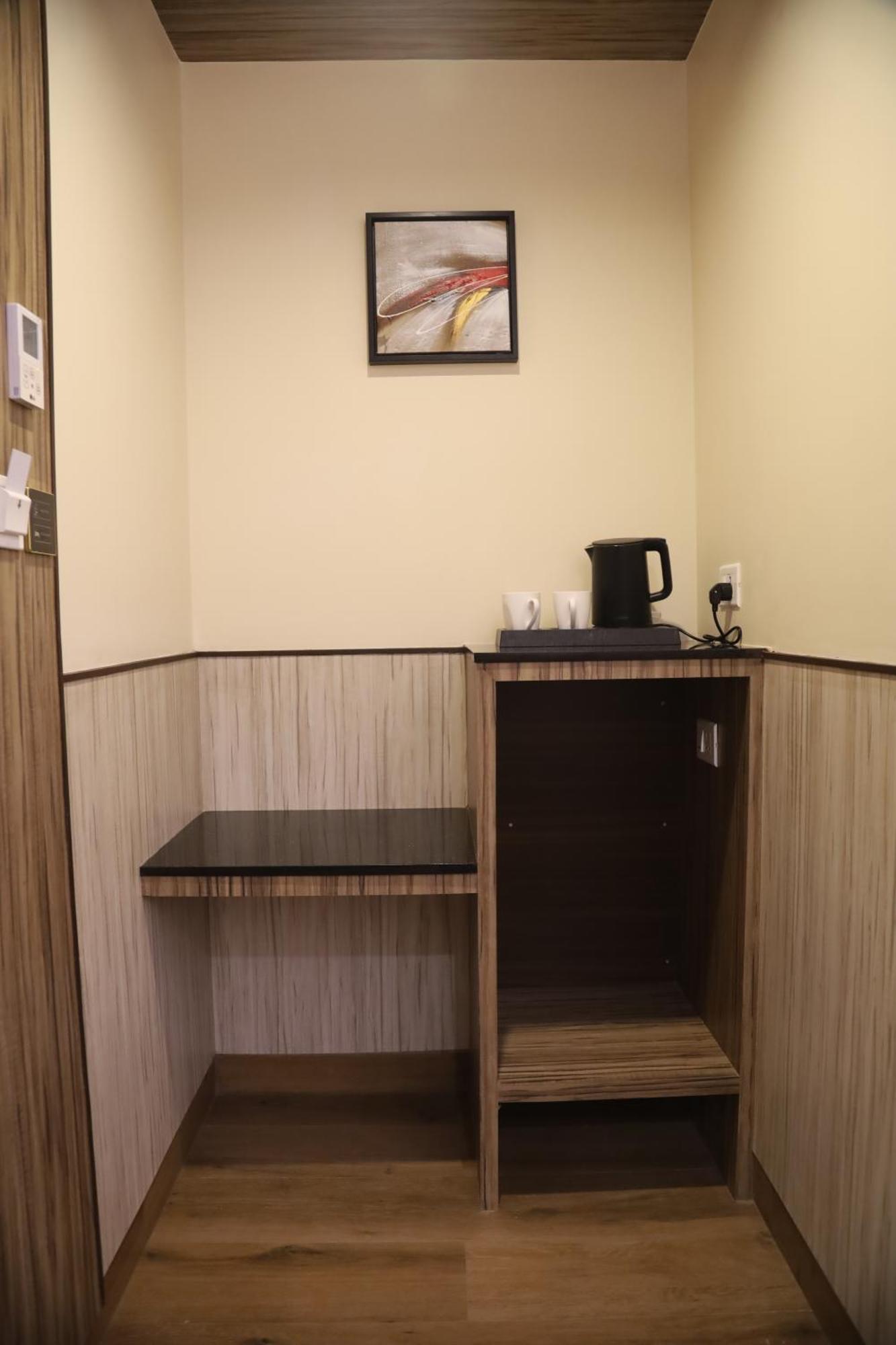 Kings Bury Inn Kumbakonam Eksteriør billede